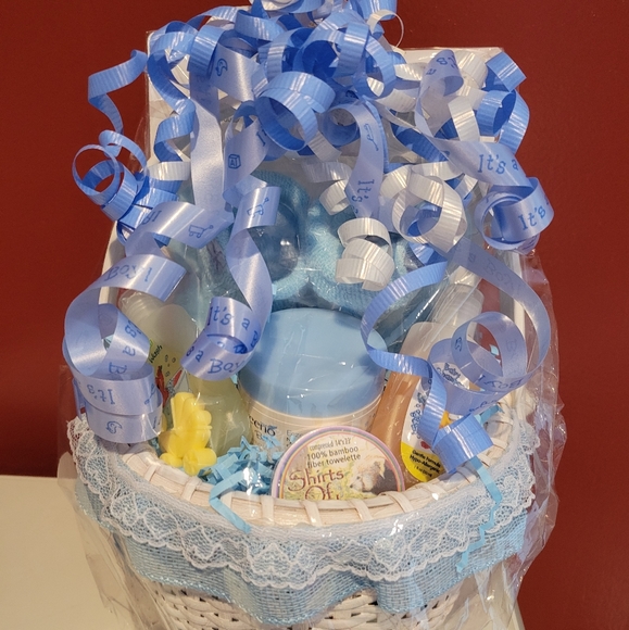 Calvin Klein baby baskets - Picture 3 of 5